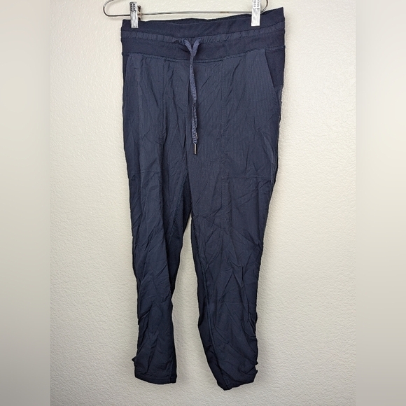 lululemon athletica Pants - Lululemon dance studio crop pants size 4